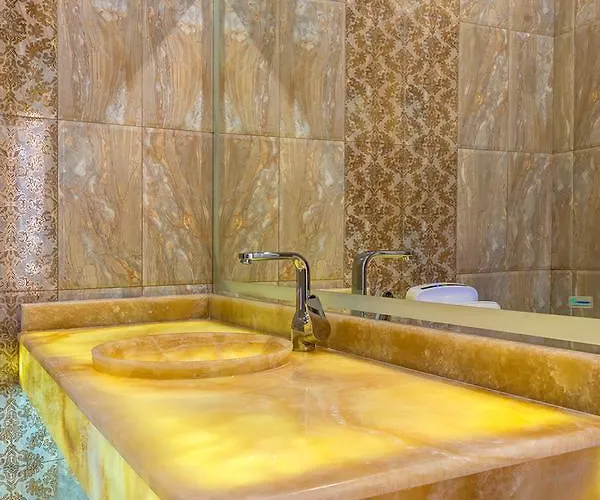 Ξενοδοχείο Siena Palace 4*