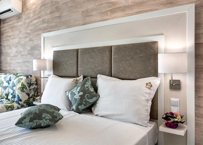 Ξενοδοχείο Siena Palace 4*