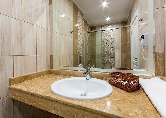 Siena Palace Ξενοδοχείο 4*