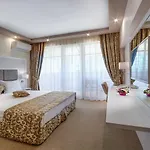 Siena Palace Hotel 4*