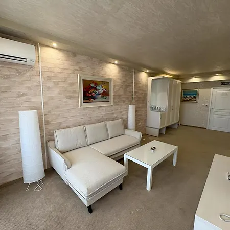 Siena Palace מלון 4*