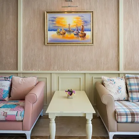 Siena Palace ホテル 4*