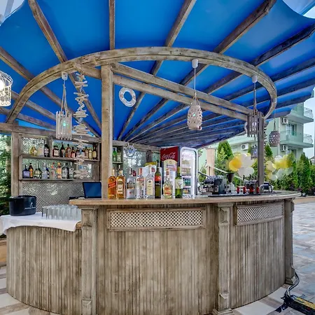 Siena Palace Отель Приморско