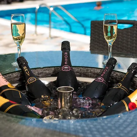 Отель Siena Palace