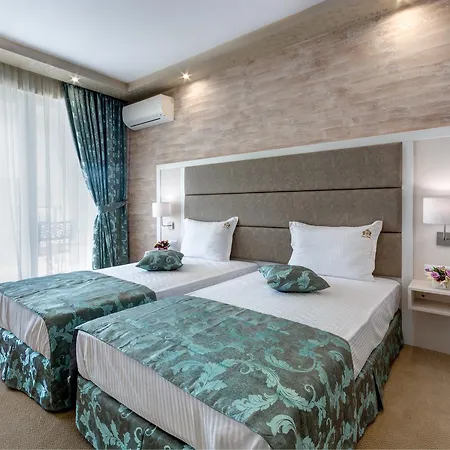 Отель Siena Palace 4*