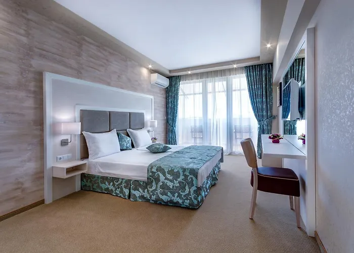 Siena Palace Szálloda Primorszko